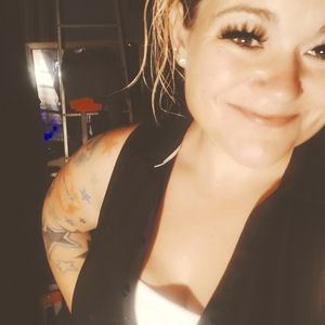 Meet your Posher, Becky